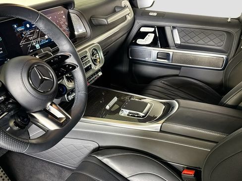 Used 2025 Mercedes-Benz G 63 AMG 4MATIC image 19