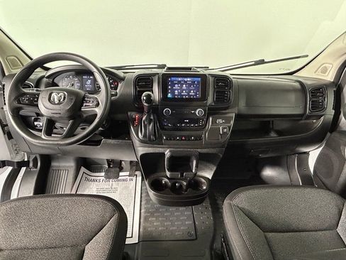 Used 2025 RAM ProMaster 2500 FWD image 12