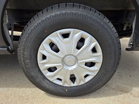 Used 2024 Ford Transit 350 XLT RWD image 10