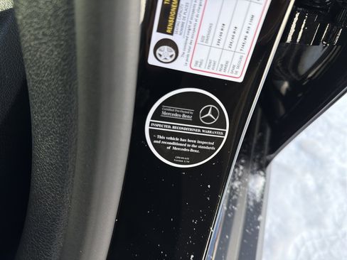 Certified 2025 Mercedes-Benz GLC 300 4MATIC image 26