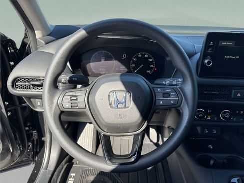 Used 2026 Honda HR-V LX image 11
