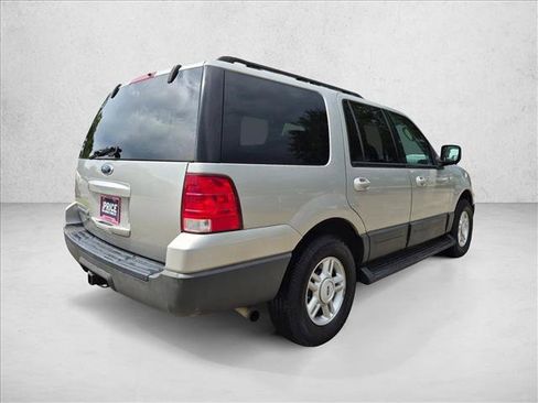 Used 2006 Ford Expedition XLT RWD image 5