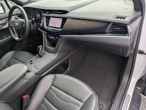 Used 2023 Cadillac XT6 Premium Luxury w/ Platinum Package image 28