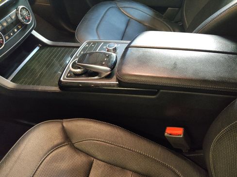 Used 2018 Mercedes-Benz GLE 43 AMG 4MATIC image 26