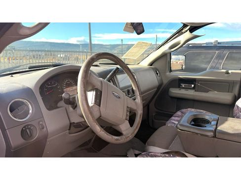 Used 2007 Ford F150 XLT image 4