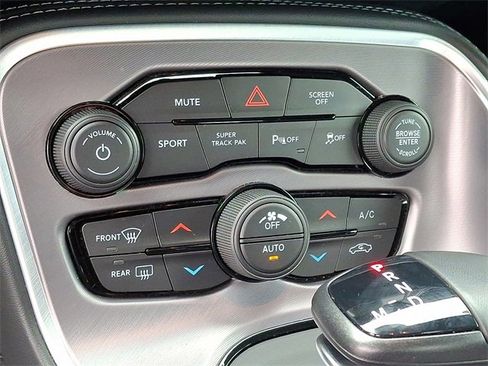 Used 2022 Dodge Challenger R/T w/ Plus Package image 15