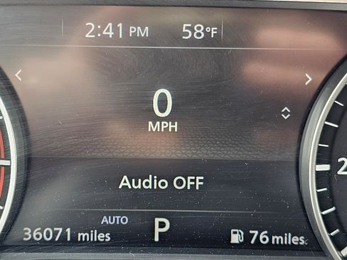 Used 2025 Nissan Rogue SV image 27