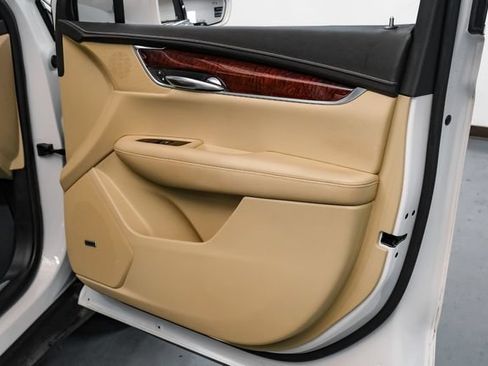 Used 2019 Cadillac XT5 Luxury FWD image 39