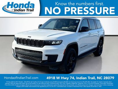 Used 2023 Jeep Grand Cherokee L Laredo