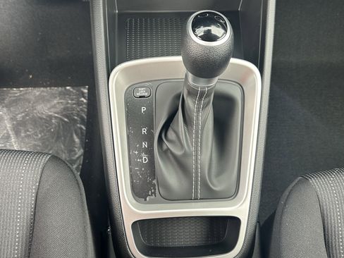 New 2026 Hyundai Venue SE FWD image 30