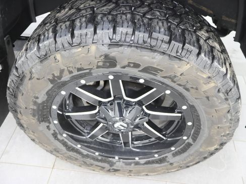 Used 2022 RAM 2500 Big Horn w/ Night Edition image 3