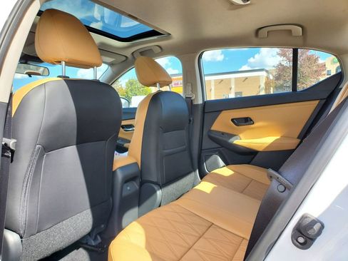 New 2025 Nissan Sentra SV image 9