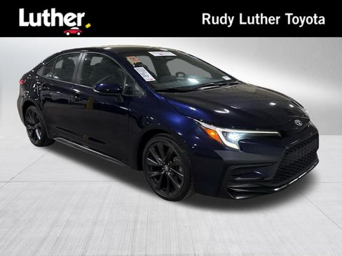 Certified 2023 Toyota Corolla SE FWD image 1