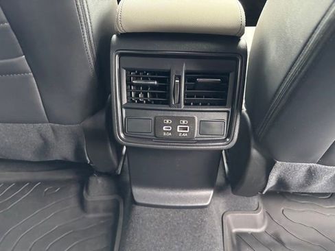 Certified 2025 Subaru Forester Limited AWD/4WD image 14