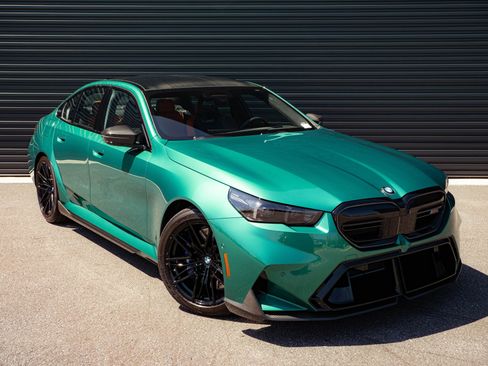 Used 2026 BMW M5 w/ Carbon Package AWD/4WD image 26
