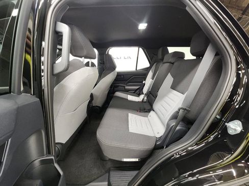 Used 2025 Toyota 4Runner 4WD image 19