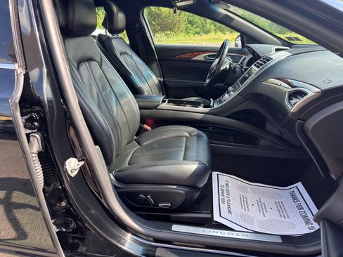 Used 2018 Lincoln MKZ Select w/ Technology Package FWD image 31