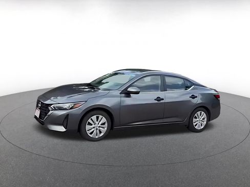 Used 2025 Nissan Sentra S FWD image 8