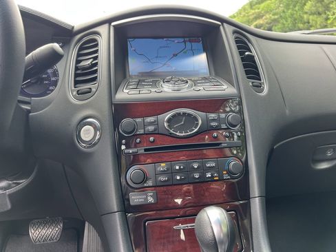 Used 2017 INFINITI QX50 AWD w/ Deluxe Touring Package image 24