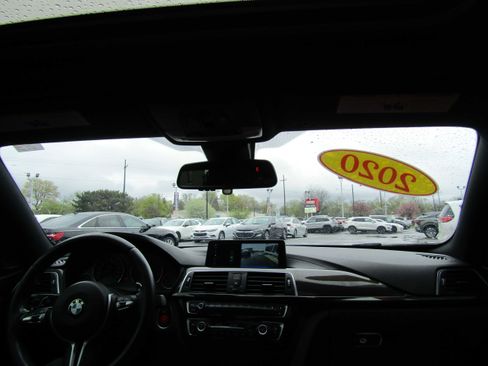 Used 2020 BMW M4 Coupe image 20