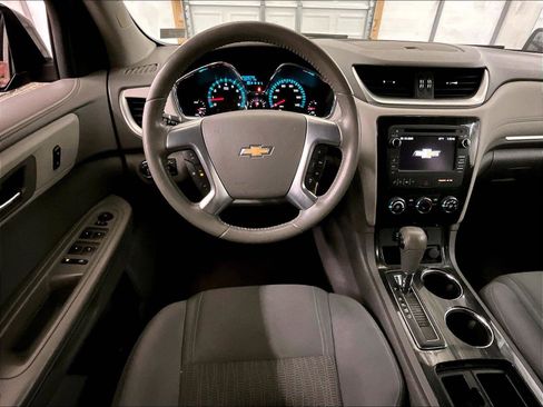 Used 2017 Chevrolet Traverse LT AWD/4WD image 6