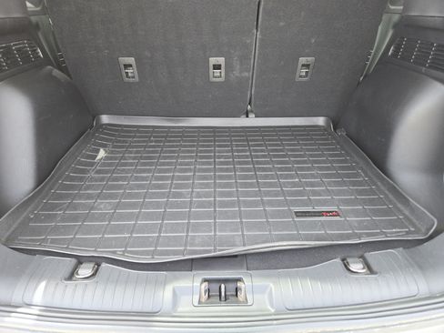 Certified 2023 Ford Escape Platinum AWD/4WD image 30