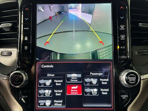 Used 2019 RAM 2500 Laramie w/ Night Edition AWD/4WD image 19