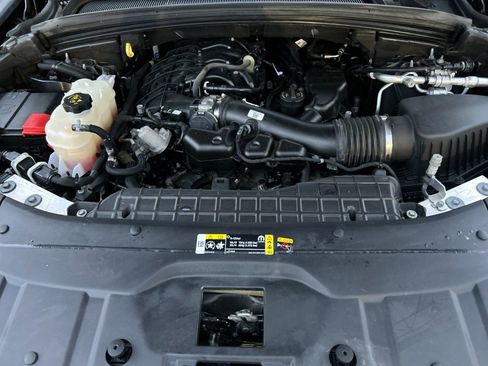 Used 2023 Jeep Grand Cherokee L Limited w/ Trailer Tow Group (B) image 31