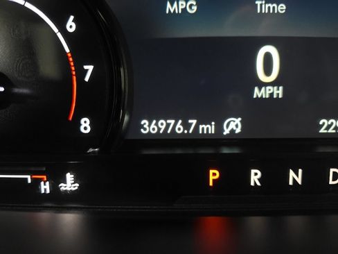 Used 2021 Lincoln Corsair AWD w/ Premium Package image 26