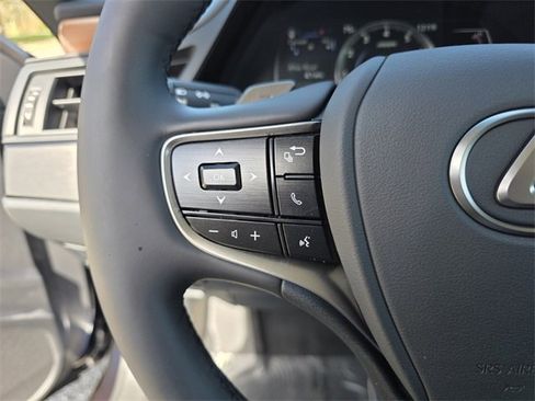 New 2025 Lexus ES 350 w/ Premium Package image 27