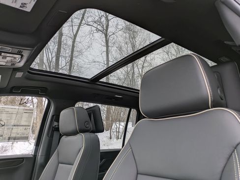 New 2026 GMC Yukon XL Elevation image 14