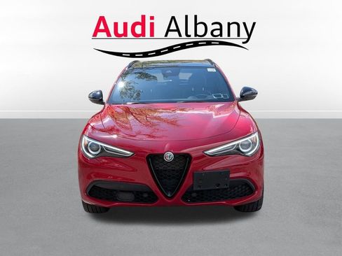 Used 2023 Alfa Romeo Stelvio Veloce AWD/4WD image 9