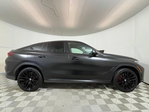 Used 2021 BMW X6 M50i w/ Executive Package AWD/4WD image 8