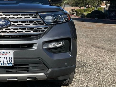 Used 2021 Ford Explorer Limited w/ Equipment Group 301A image 76