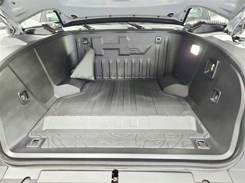 Used 2025 GMC Hummer EV 3X image 17