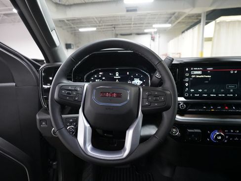 Used 2026 GMC Sierra 1500 Elevation AWD/4WD image 4