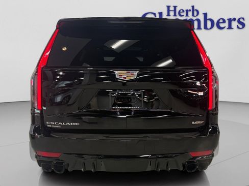 Certified 2023 Cadillac Escalade ESV V image 6