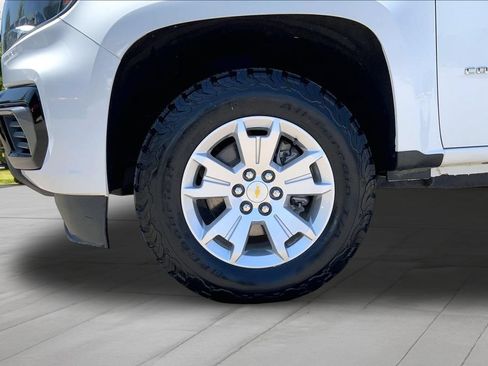 Used 2022 Chevrolet Colorado LT w/ Fleet Safety Package AWD/4WD image 27