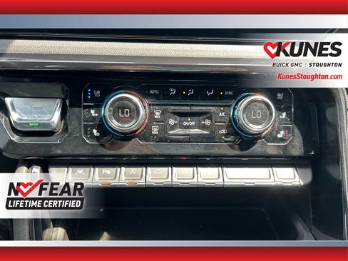 Used 2023 GMC Sierra 1500 AT4 w/ AT4 Preferred Package image 35