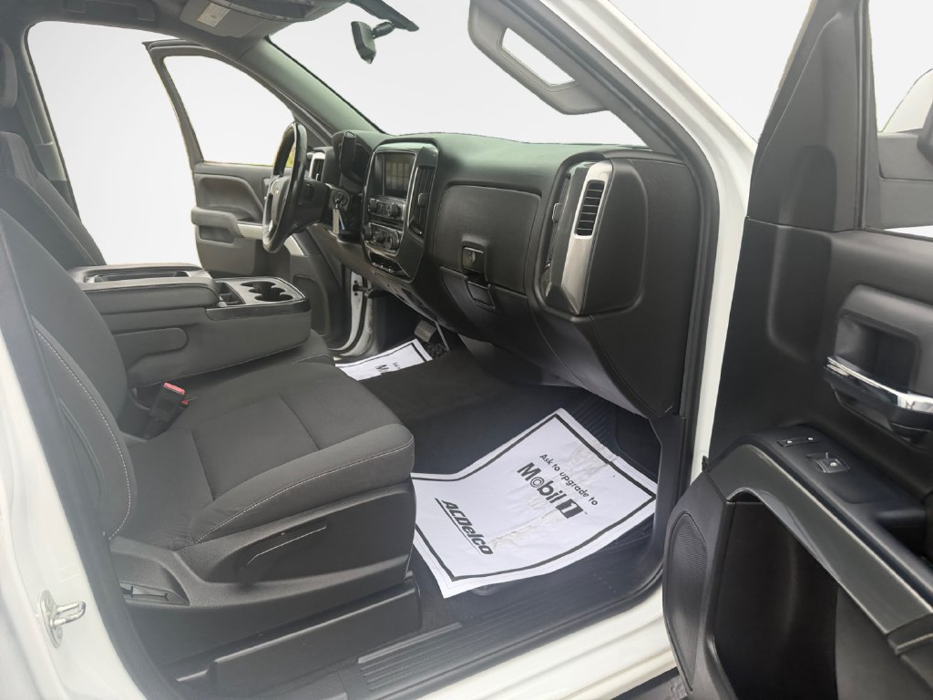 Used 2018 Chevrolet Silverado 1500 LT w/ All Star Edition AWD/4WD image 26