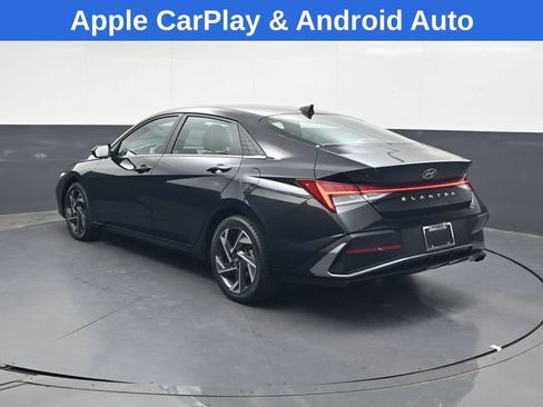 Used 2024 Hyundai Elantra SEL w/ Convenience Package FWD image 6