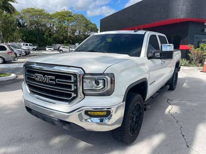 Used 2017 GMC Sierra 1500 SLE w/ SLE Value Package