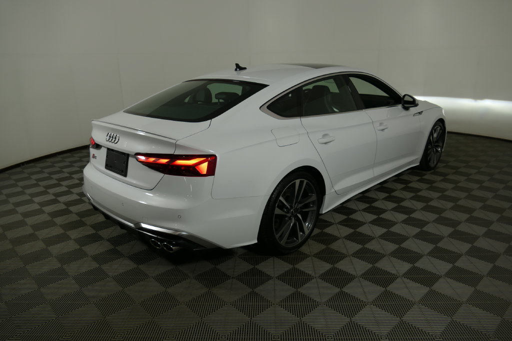 Used 2023 Audi S5 Premium Plus w/ Premium Plus Package AWD/4WD image 3