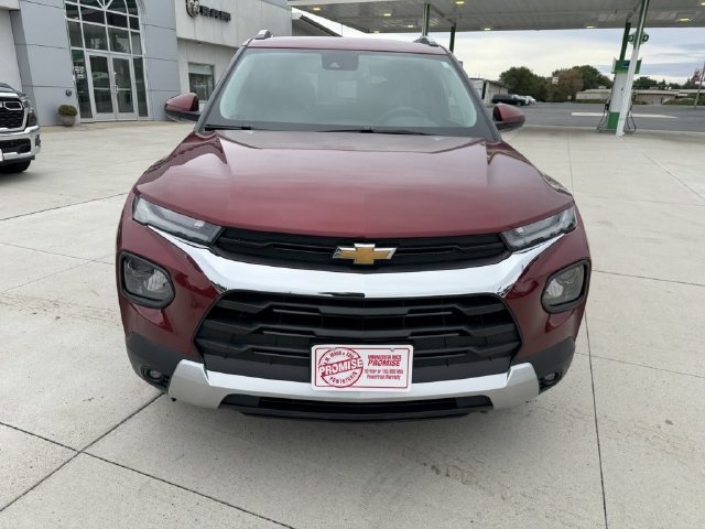 Used 2022 Chevrolet TrailBlazer LT w/ Convenience Package AWD/4WD image 3
