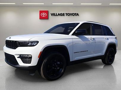 Used 2024 Jeep Grand Cherokee Limited w/ Black Appearance Package