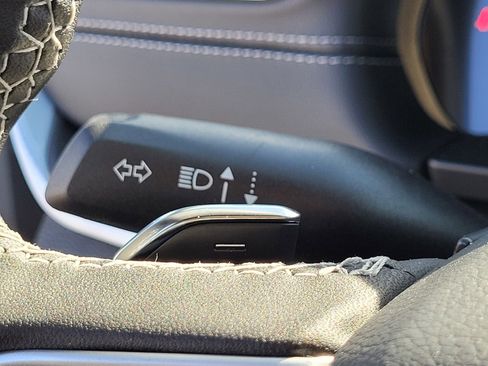 New 2025 Jeep Grand Cherokee Altitude image 24