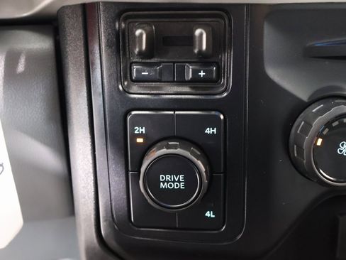 Used 2025 Ford F350 XL image 7