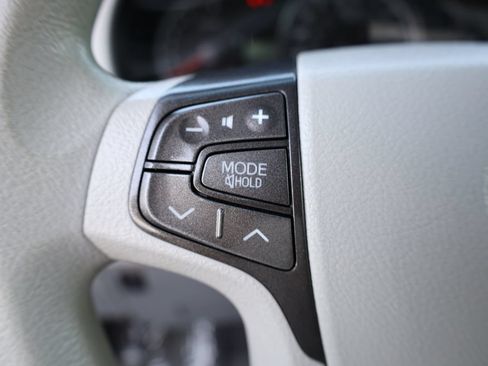 Used 2011 Toyota Sienna LE AWD/4WD image 24