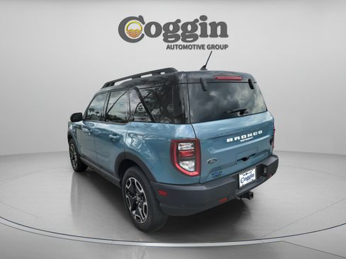 Used 2022 Ford Bronco Sport Outer Banks w/ Tech Package AWD/4WD image 2
