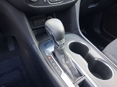 Used 2023 Chevrolet Equinox LT FWD image 22